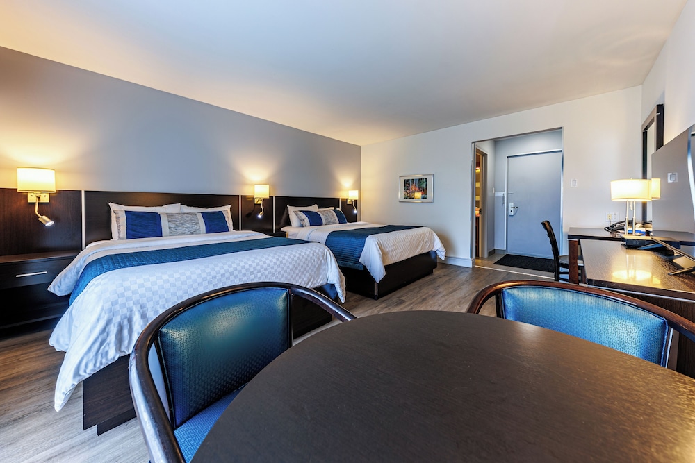 Superior Room, 2 Queen Beds, Ground Floor