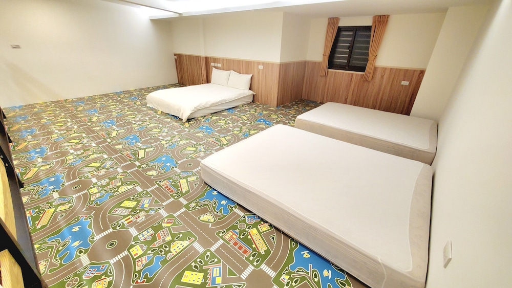 Room, Mezzanine photo 3