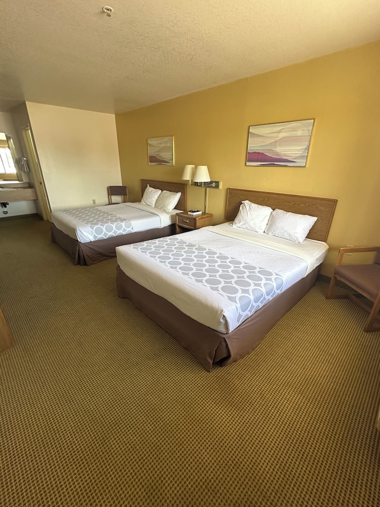Room, 2 Queen Beds, Accessible, Non Smoking - Photo 1