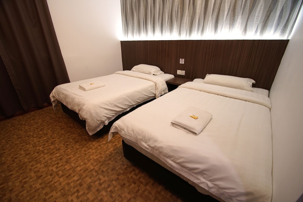 Standard Twin Room - Photo 1