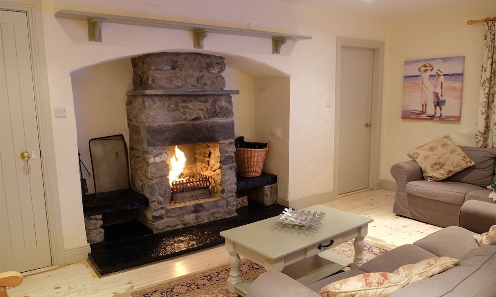 Cottage photo 2
