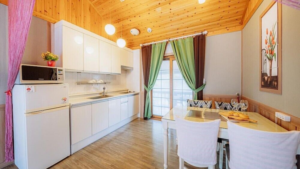 Room (Rose (2nd floor)) - Photo 2