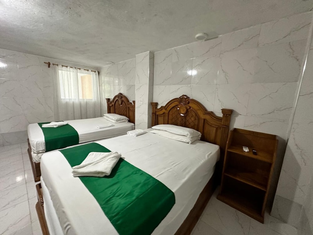 Comfort Room, 2 Queen Beds