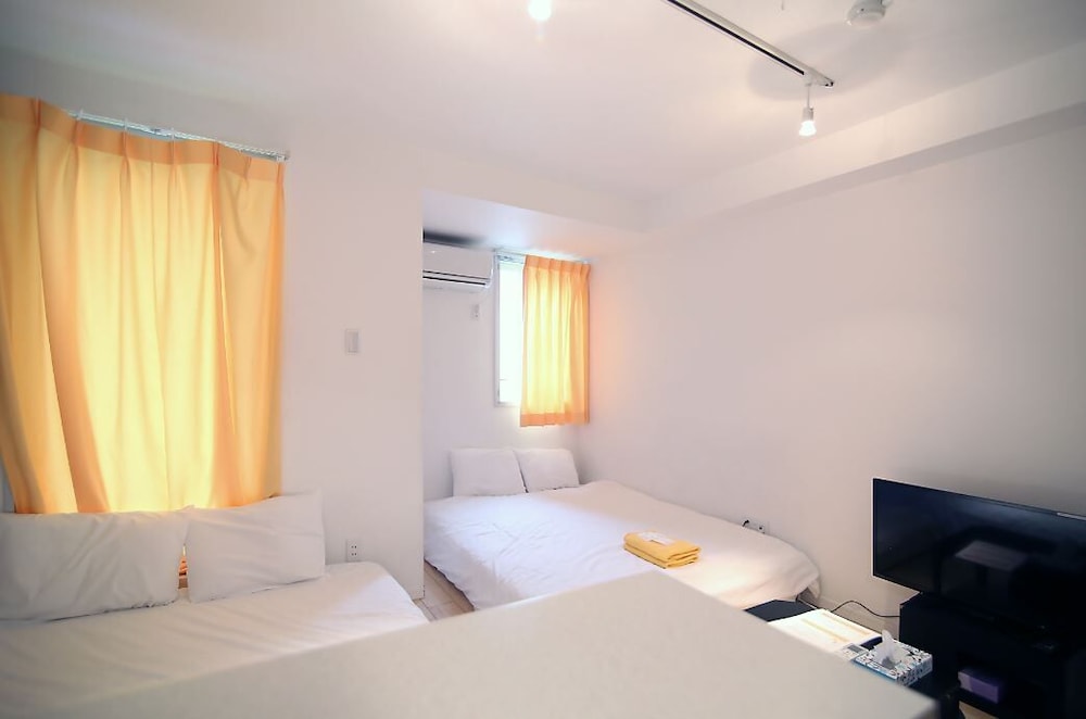 Deluxe Quadruple Room (KO402) photo 3