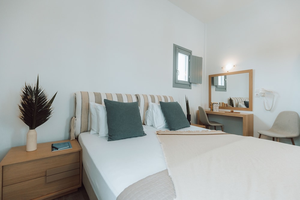 Comfort Suite, Balcony, Sea View photo 1
