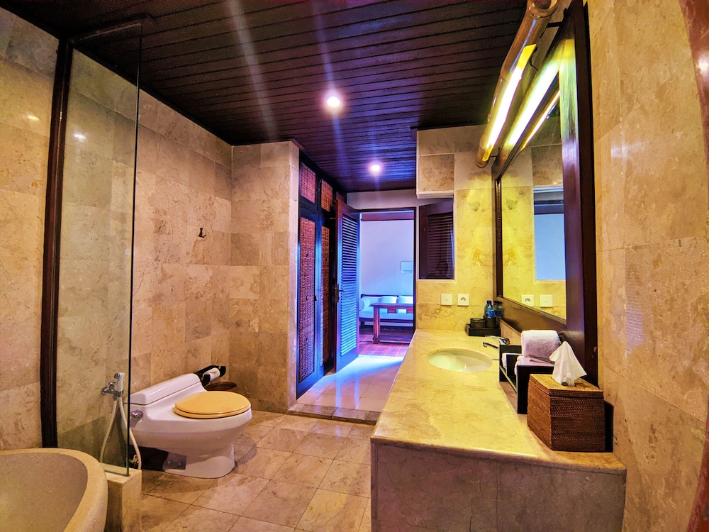 One Bedroom Pool Villa with Butler Service - Photo 3