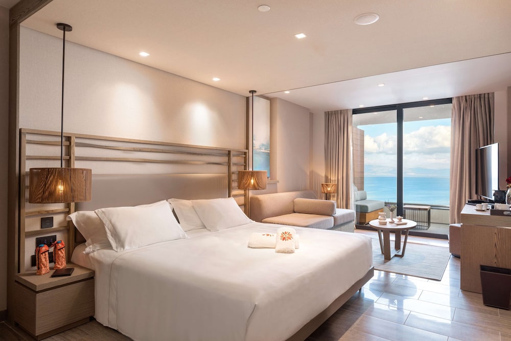 Benitses Bay View Grand Room - Photo 2