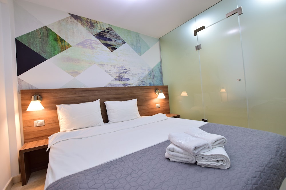 Standard Double Room - Photo 3