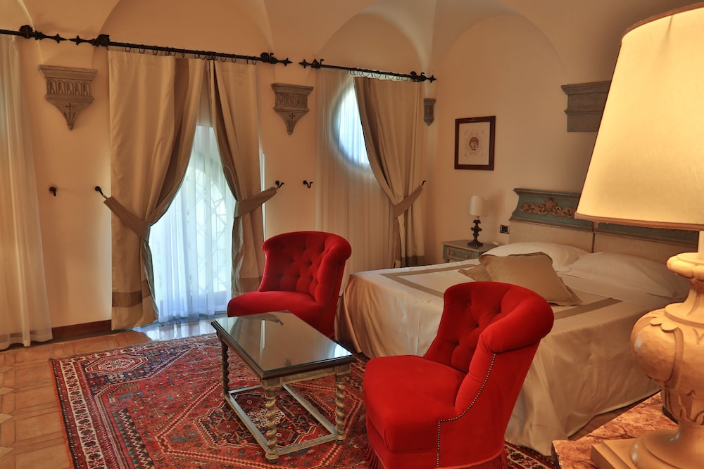 Superior Double or Twin Room - Photo 3