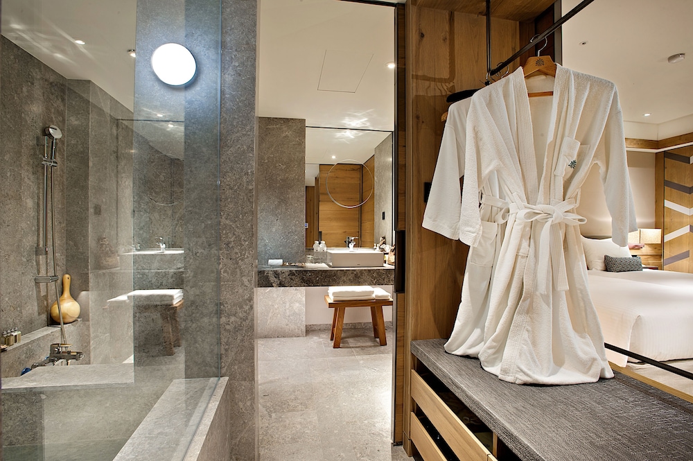 Superior Suite photo 3