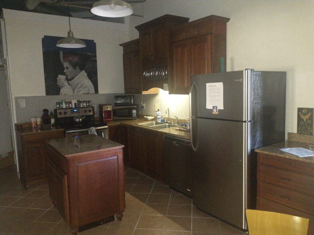 Apartment B: Spacious and photo 2
