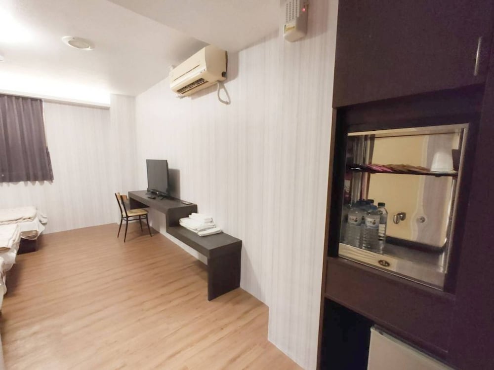Standard Triple Room - Photo 3