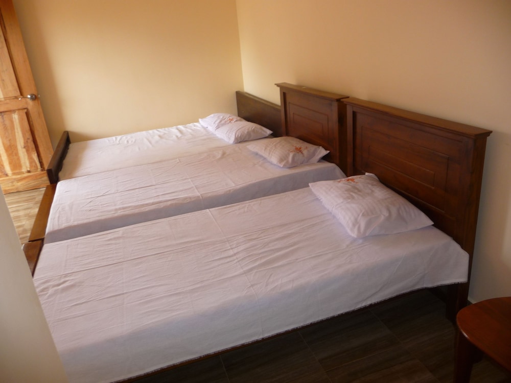 Basic Triple Room photo 1