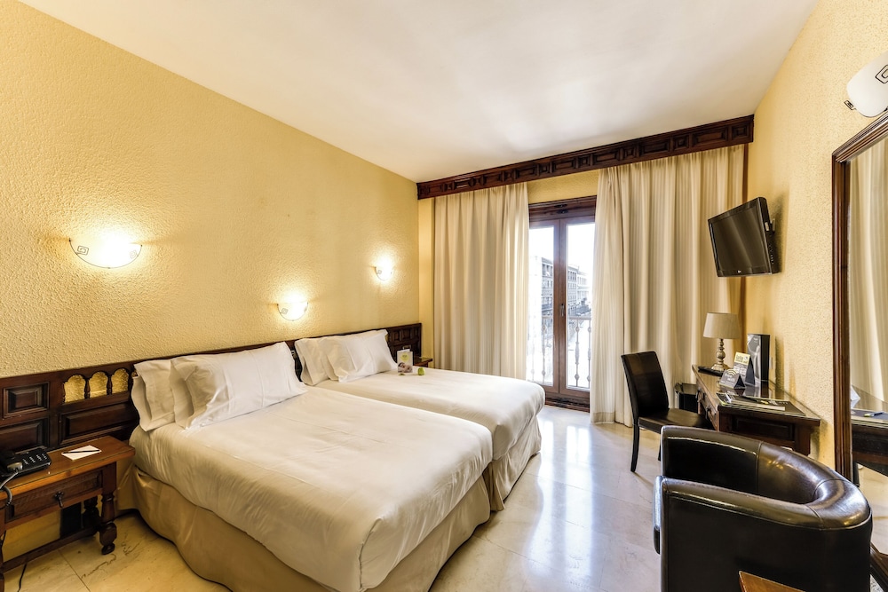 Classic Twin Room - Photo 1