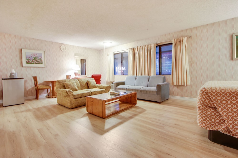 Standard Studio Suite photo 2