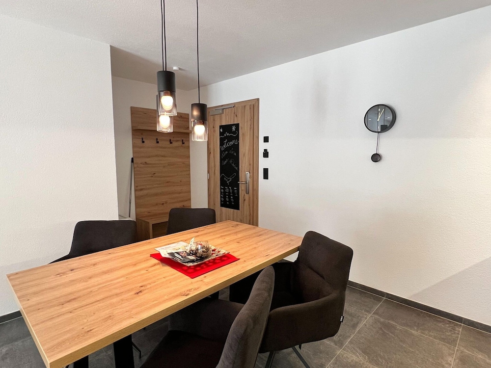 Apartment photo 3