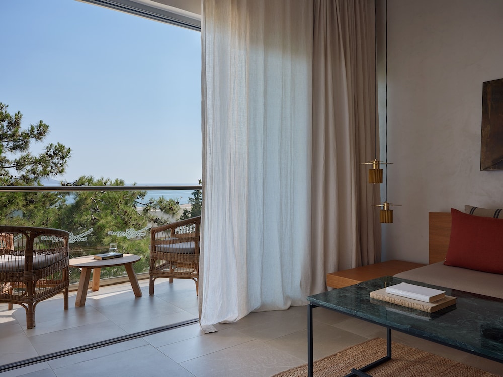 Superior Suite, Sea View (Suite) - Photo 6