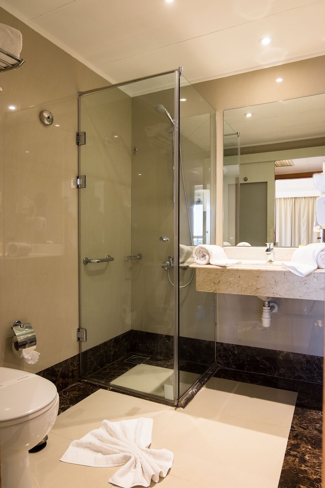 Luxury Suite (Egyptians & Residents ONLY) photo 2