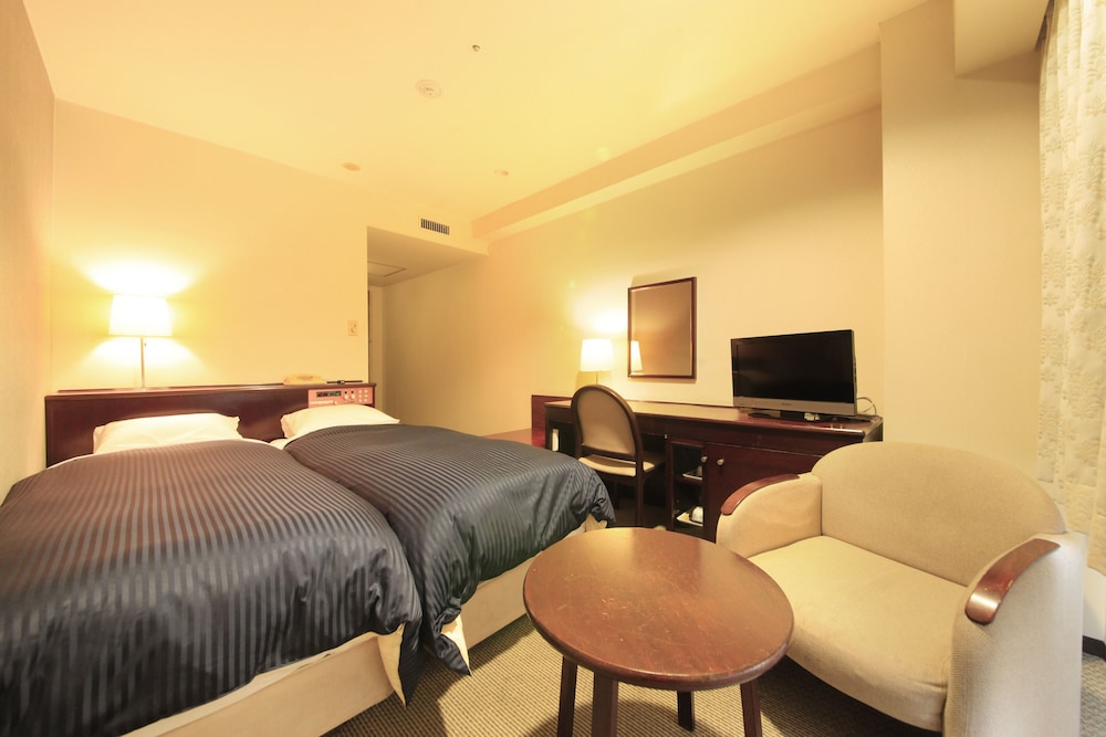 Economy Twin Room, 2 Twin Beds - Photo 2