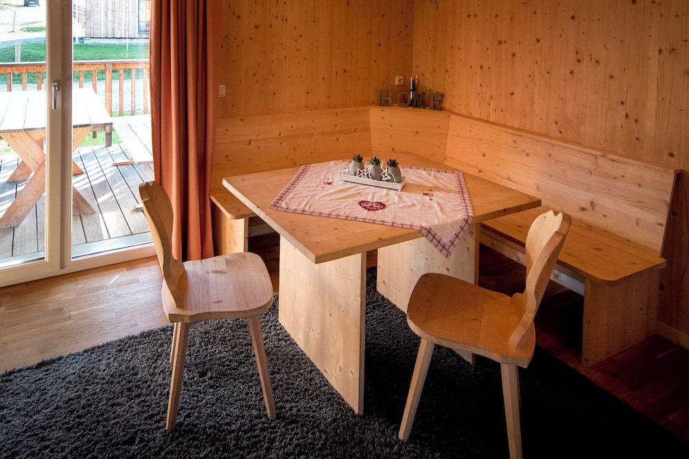 Chalet # 1  mit 3 Schlafzimmern & IR-Sauna