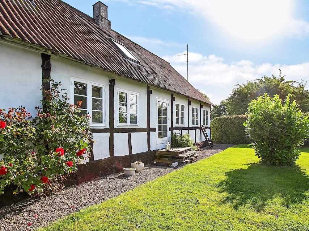 House photo 2