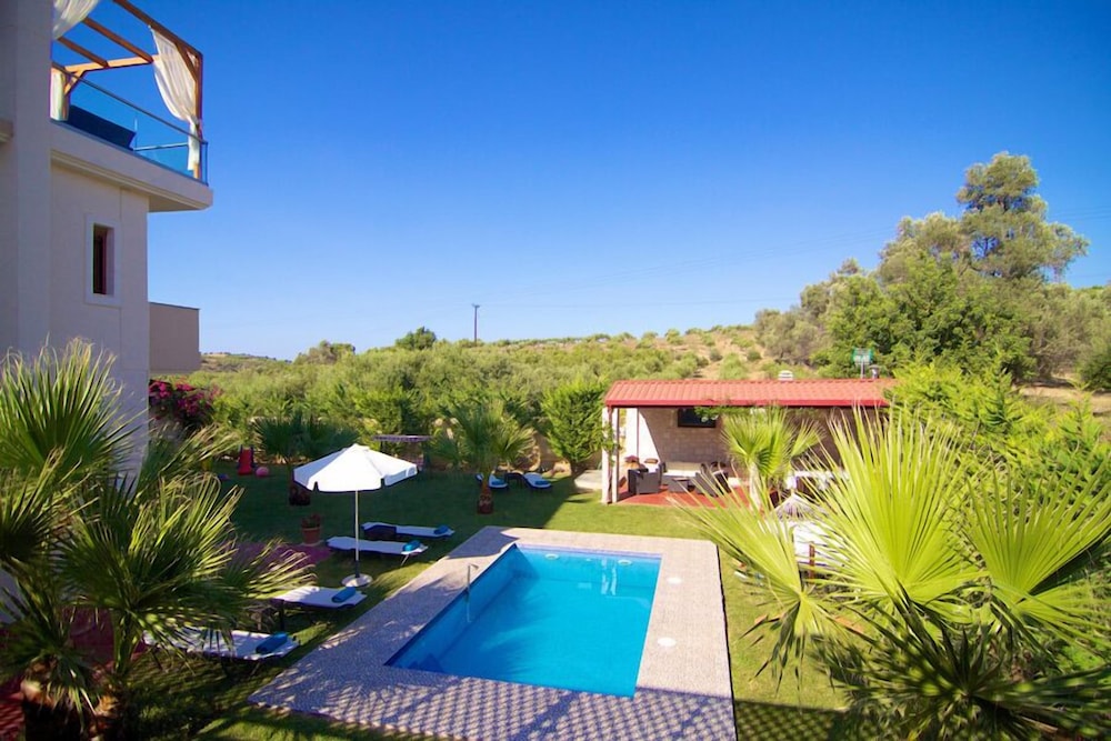Villa, 6 Bedrooms, Private Pool (Dimitrios) photo 3