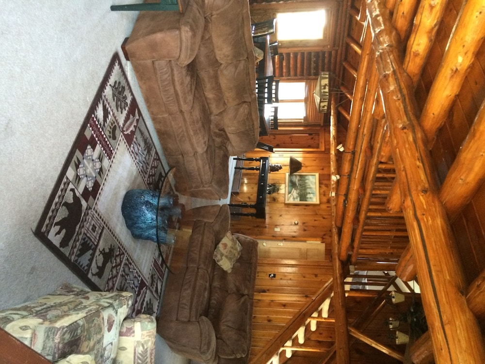 Standard Cabin, 5 Bedrooms, Non Smoking photo 3
