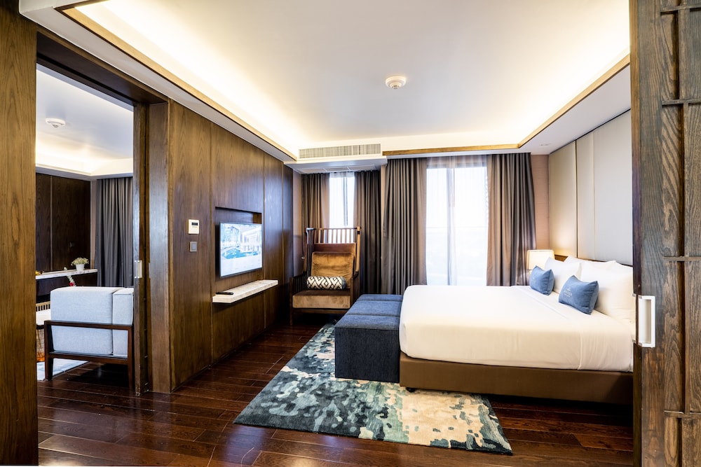 Premier Suite Room - Photo 2