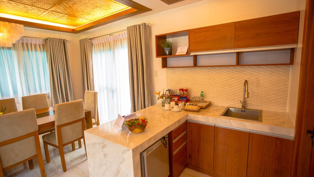 Business Room, 2 Bedrooms
