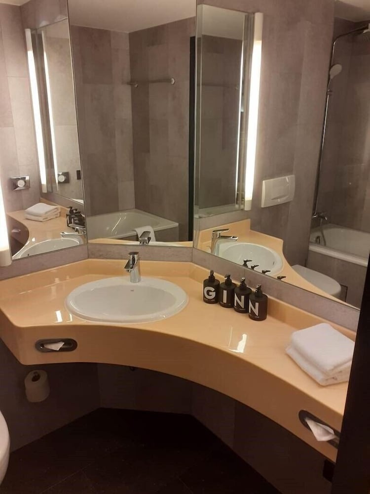 Family Triple Room - Photo 13