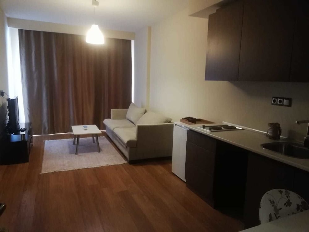 Deluxe Apartment photo 2