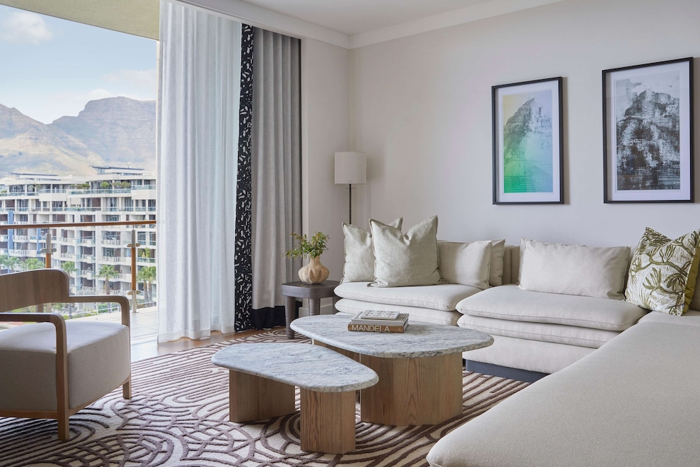 Suite, 1 Bedroom, Marina View