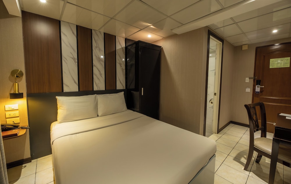 Standard Double Room, River View photo 2