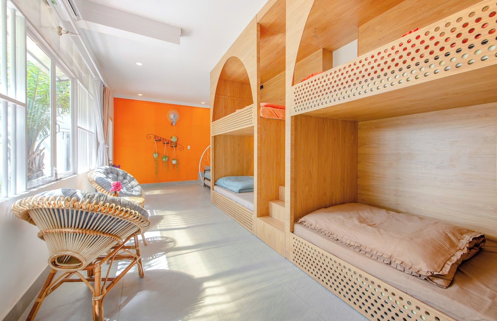 Design Shared Dormitory, Garden View photo 3