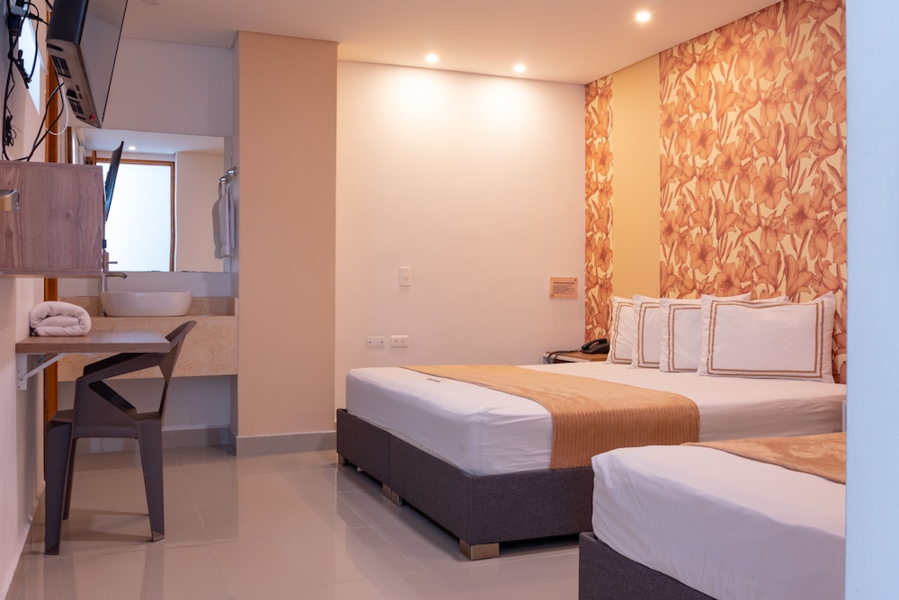 Classic Quadruple Room photo 2