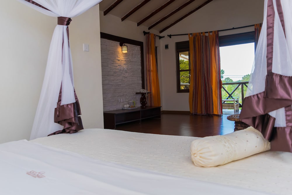 Executive Studio Suite