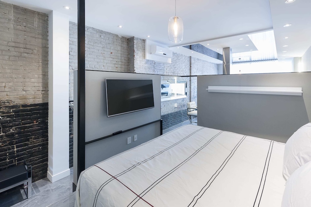 Double Room, 1 Bedroom (1202)