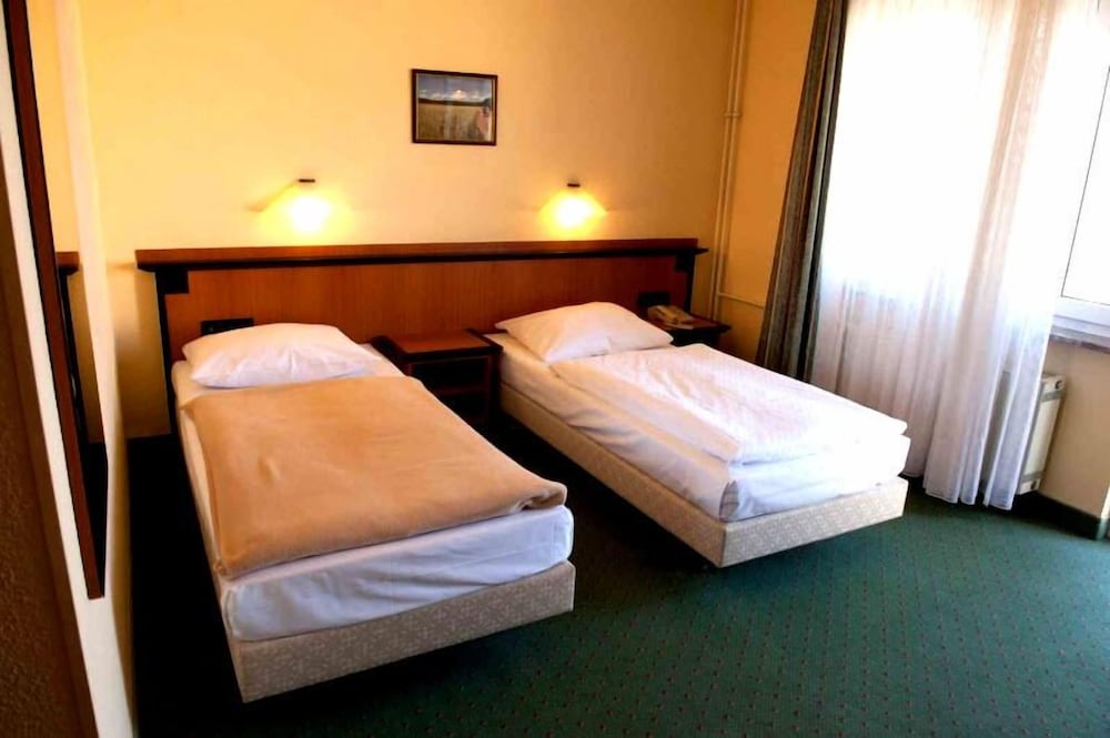 Standard Double Room photo 3