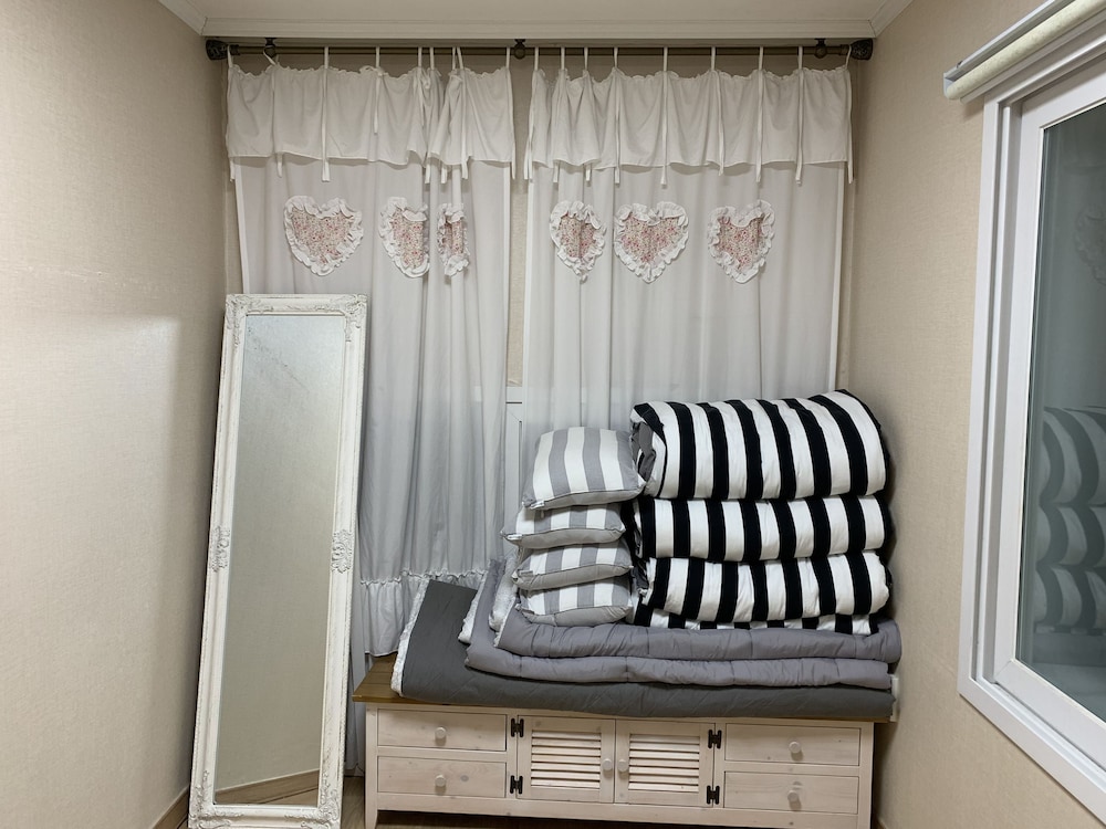 House, 3 Bedrooms photo 3