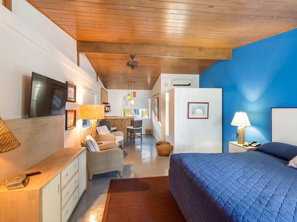 Cottage, 1 King Bed photo 2