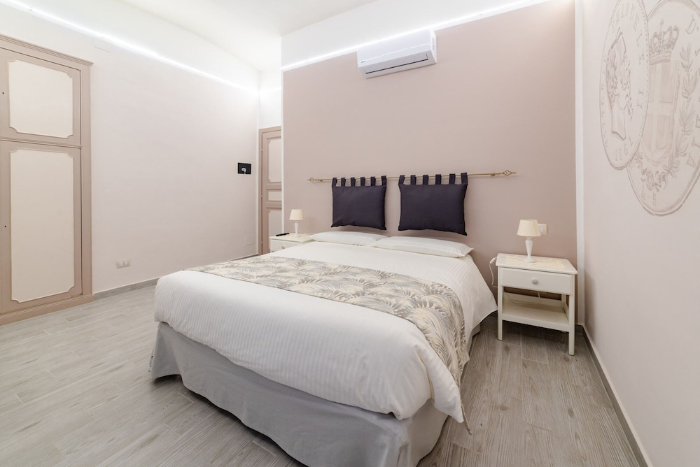 Comfort Double Room, City View (Suite reale)