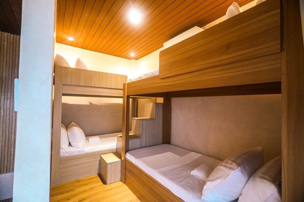 Cabin, Balcony photo 3
