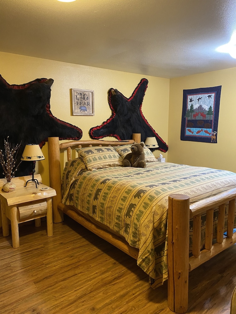 Double Room, 1 Queen Bed photo 3