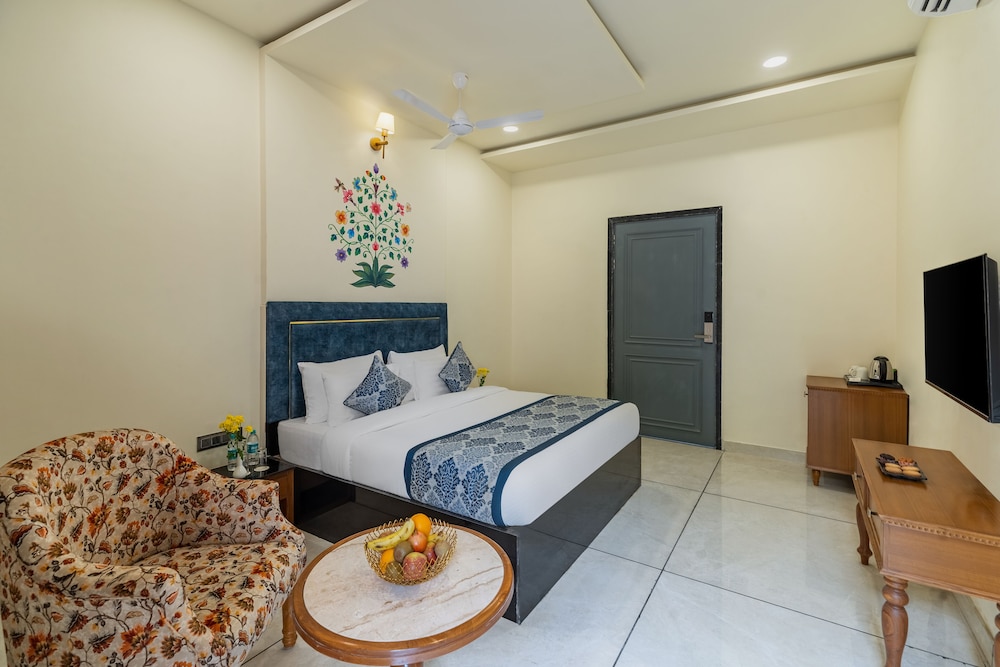 Deluxe with Jacuzzi - Photo 3