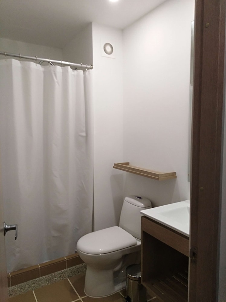 Standard Room, 2 Twin Beds, Non Smoking photo 3