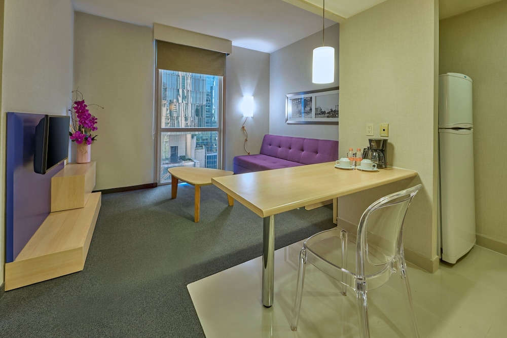 Junior Suite, 1 Queen Bed with Sofa bed - Photo 9