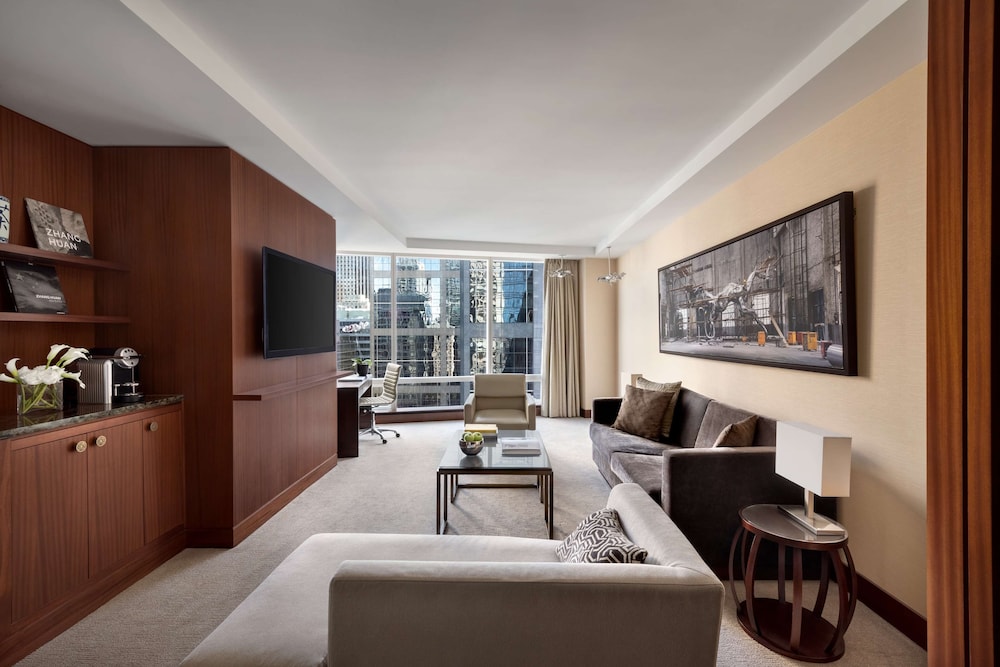 Premium Suite