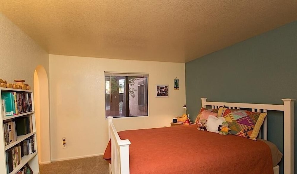 Condo, 3 Bedrooms, Pool View photo 3