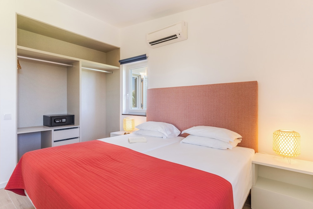 Available room
