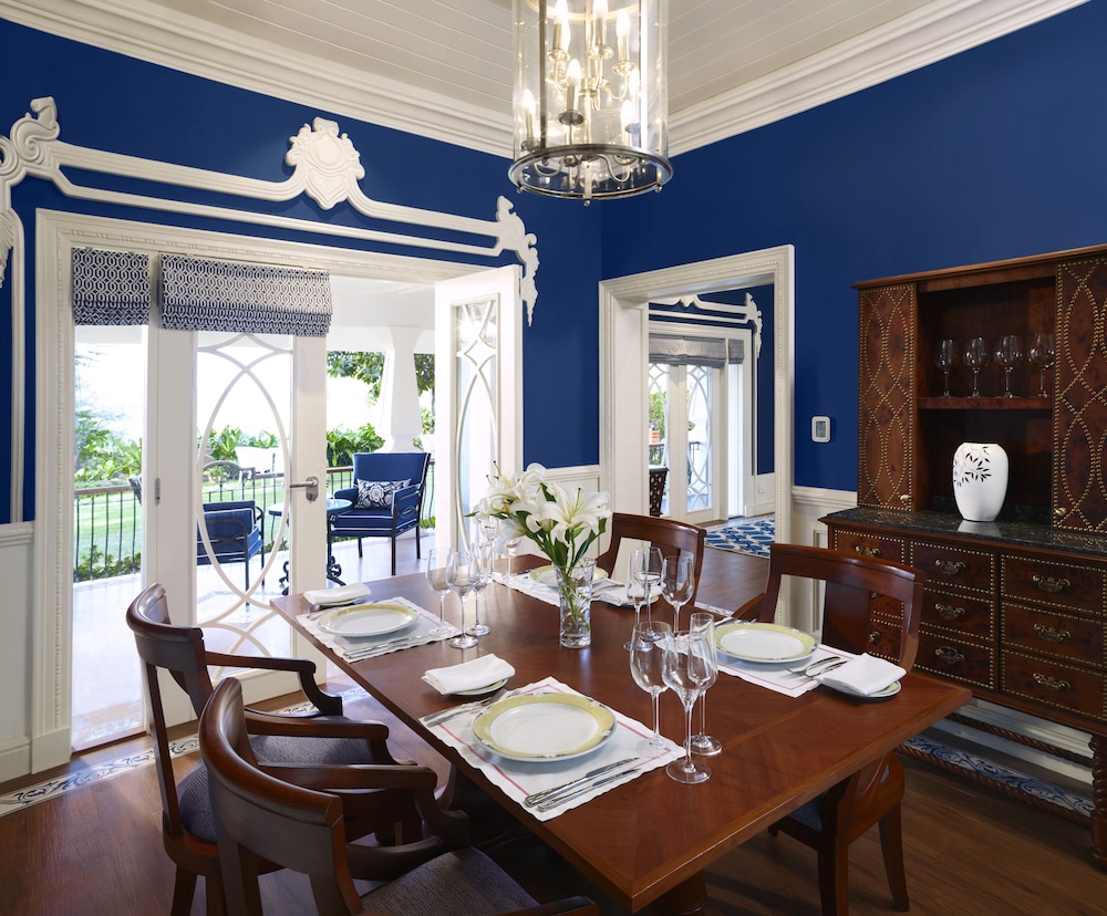 Exclusive Villa, 2 Bedrooms, Sea View (Hermitage) - Photo 2
